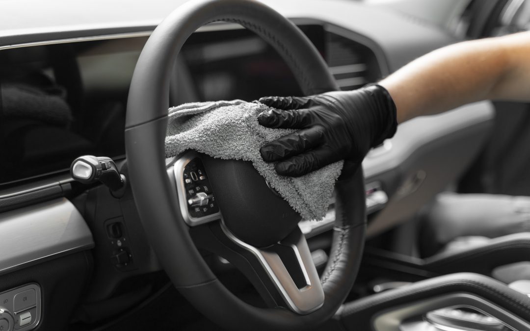 ¿Cuándo deberías limpiar la tapicería de tu vehículo?